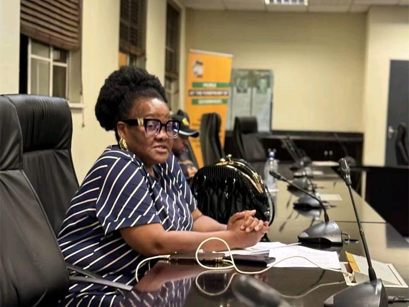 ANC councillor Deborah Francisco allegedly disrupted the DA’s donation to fire victims in Alexandra, accusing the party of undermining her authority by coordinating fire relief efforts in her ward without her knowledge.