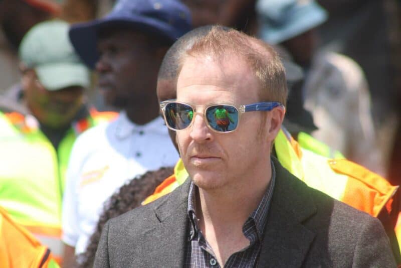 Ward 91 councillor Andrew Stuart during the city’s high-impact service delivery blitz in Wynberg on October 21, 2025. Photo: Itumeleng Maloka