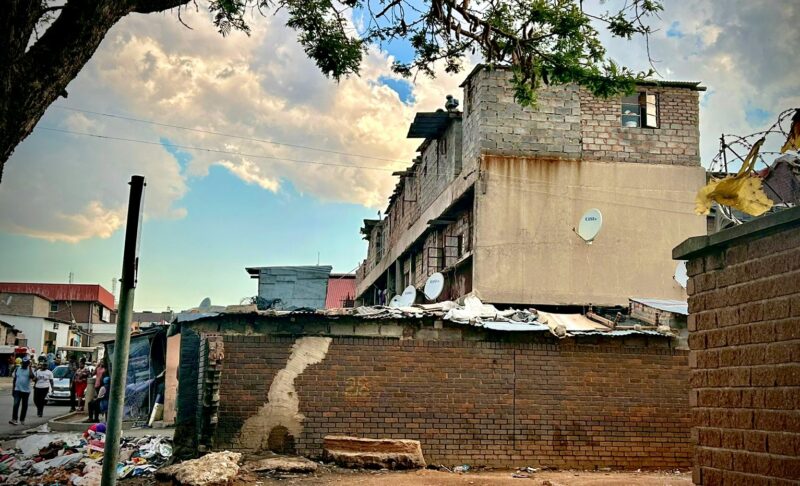 An informal settlement inside a city building near the Alexandra Magistrate’s Court on October 7, 2025. Photo: Itumeleng Maloka