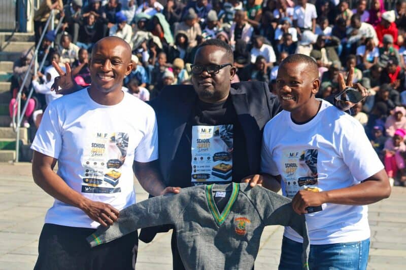 Thanks to its former learners, 100 children at Bovet Primary will face the cold season warmly dressed this year.