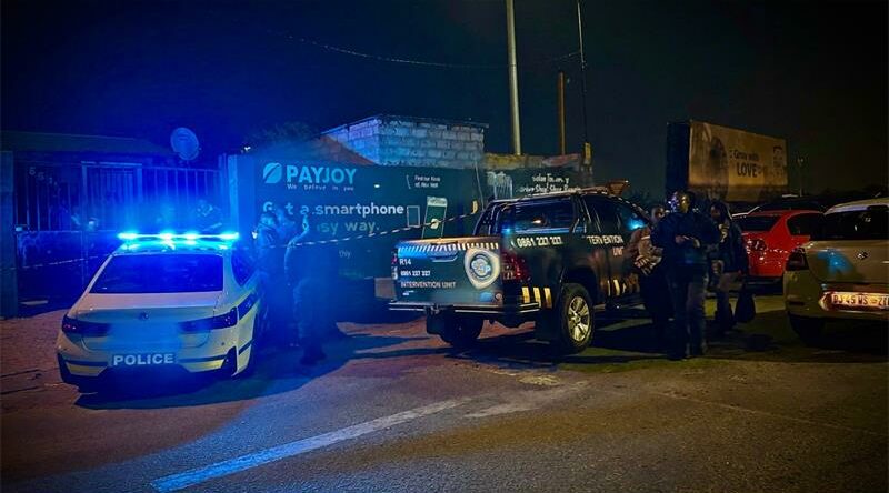 Three men suspected of a violent house robbery in Edenvale were tracked down and arrested in Alexandra within just minutes, after allegedly committing the crime.