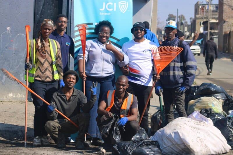 Residents and JCI Sandton came with gloves, posters, and resolve, determined to show that a clean Alexandra is possible.