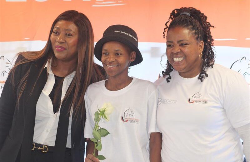 Professional coach Simphiwe Dludlu is calling on all role players to start investing in women’s football.