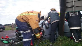 Three people were seriously injured in a crash on the N3 this morning. One was flung from a car. PHOTO: Netcare 911