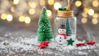 Festive DIY: Make your own make Christmas snow globes