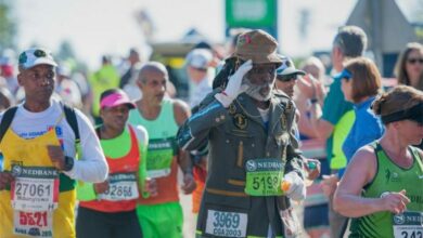 16shcomrades_94044-780x470