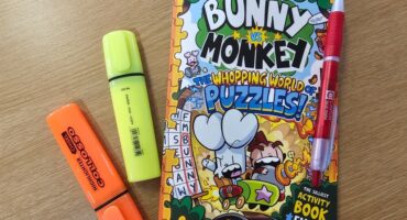 Bunny vs Monkey: The Whopping World of Puzzles, Jamie Smart, David Fickling,