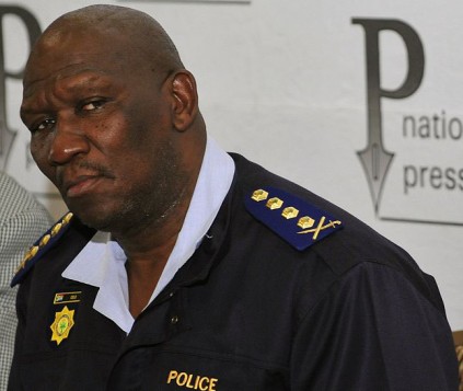 Former police commissioner, Bheki Cele, has denied inciting poo protestors to expand their service delivery protest to rich Cape Town suburbs. PHOTO: Wikipedia