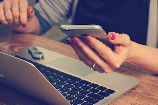 women, working, job, computer, social media