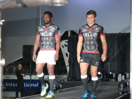 Lwazi Mvovo and Patrick Lambie swapped the rugby field for the catwalk on Tuesday night.