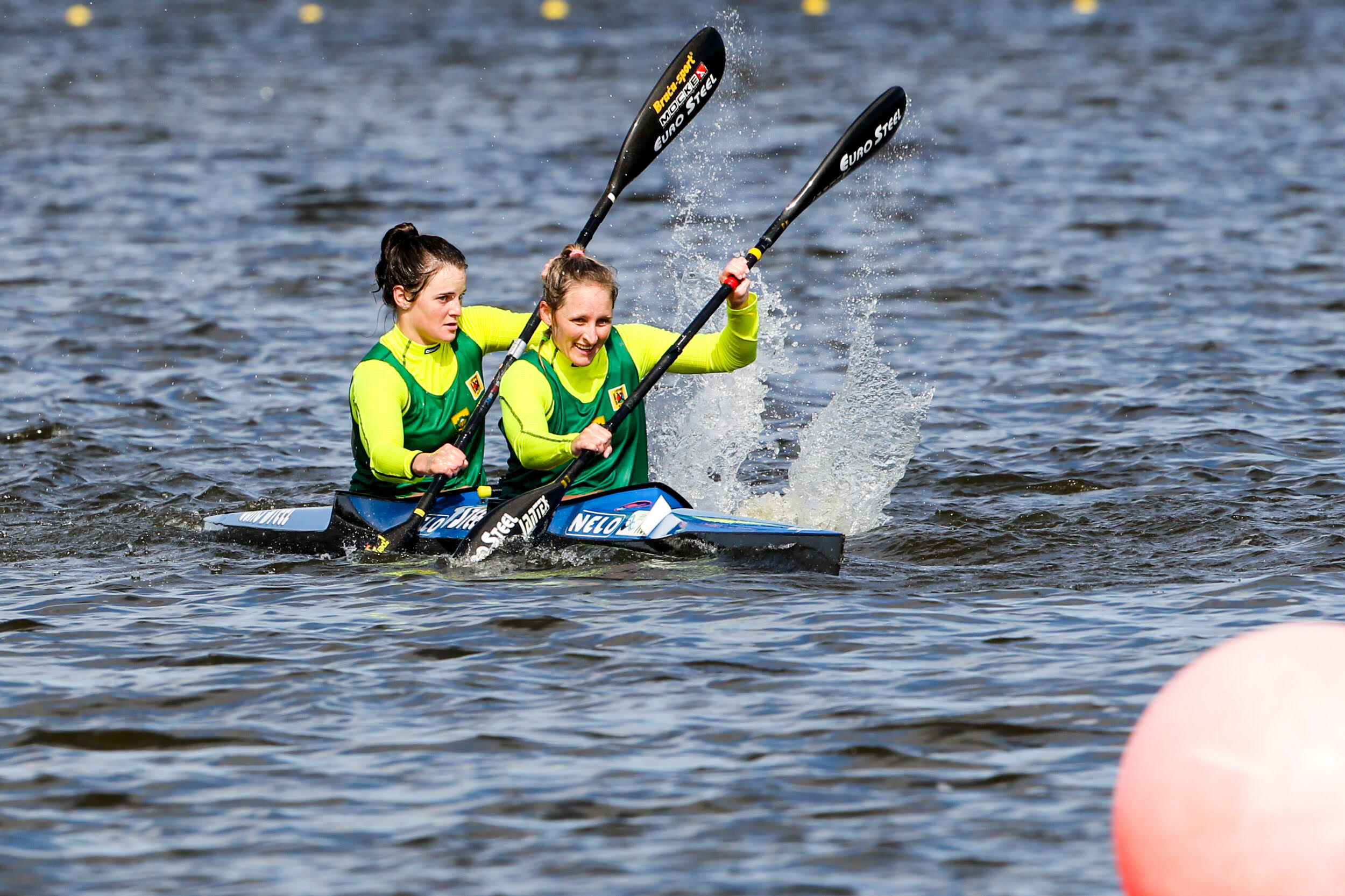 With a proven pedigree at international level together, Jenna Ward and Kyeta Purchase have confirmed that they will be paddling the 2019 Hansa Golden Crisp Fish River Canoe Marathon together from 27-28 September. PHOTO: Balint Vekassy (Gameplan Media)