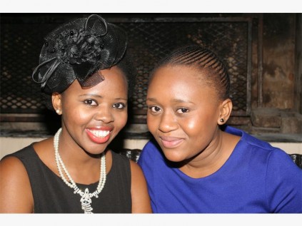 Chatting at the spring high tea are Ziyanda Ndulelisa (left) and Nomonde Ntinga. 