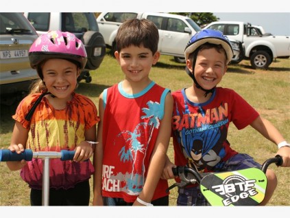 Showing their support for Siyakwazi are (from left) Trinity Gouveia, Dylan Gradidge and Shayden Gouveia.