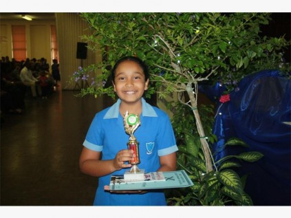  Gowreshaa Pillay was recognised for her excellent manners throughout her school career at PSJPS, received a book prize for academic achievement and a merit certificate. 