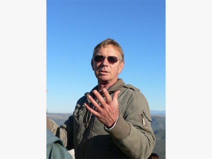 Farmer Mike Neethling, who maintains a vulture restaurant for the Oribi colony, is facilitating the Cape vulture research study that is being done in the Oribi Gorge area. It involves monitoring five young vultures that have been fitted with radio transmitters.