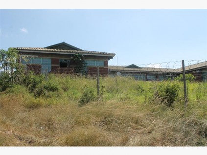 This is how the grounds of the circuit Inspectors' offices look.