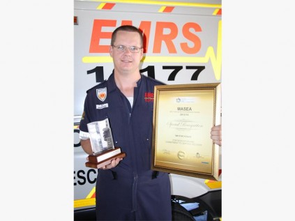 Robert McKenzie, spokesman for KwaZulu-Natal Emergency Rescue Services, received an award for dedication and commitment to service delivery. 
