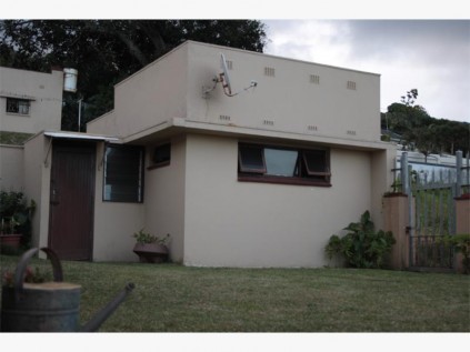 Sthembile Ngqulunga's house, and the side door where Philani Dlamini entered.