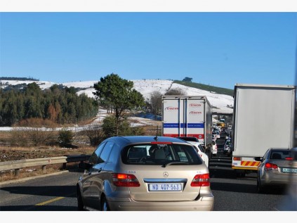 Traffic comes to a halt on the N3 because of ice on the road.
