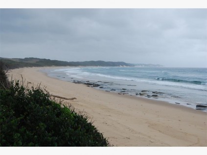 The dune lined beach at Milibangalala.