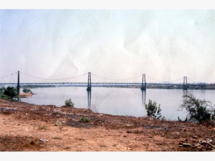 The bridge over the Zambezi at Tete.