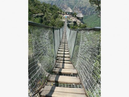 The suspension bridge at Lake Eland Game Reserve.