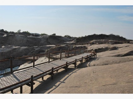 The attractive walkway
