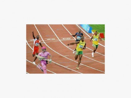 AB de Villiers 'out runs' even Usain Bolt. If such a comparison is possible.