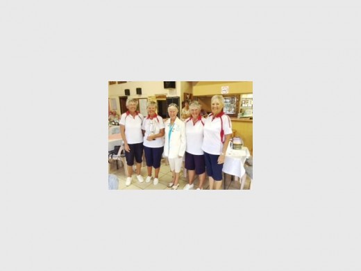 Well played: Winning the women's fours are (from left) Helen Procter, Kobie Stander, Lynne Bamber (KBA president), Dora Vosloo and Gae Gravell.
