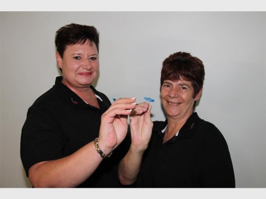 On target: Mpumalanga team members, Stephanie Malan (left) and Lynette Ludick took first place in the women's doubles. 5904vee