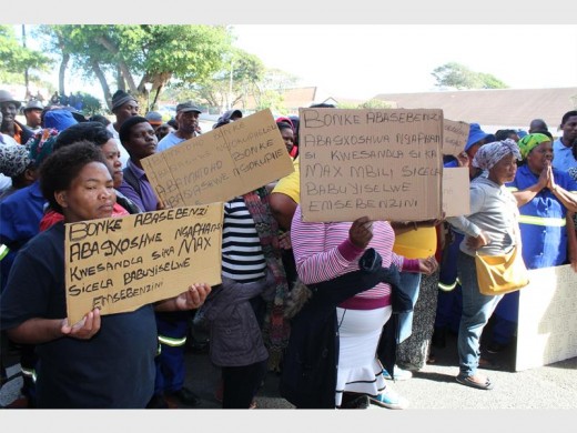 Work came to a standstill when angry Hibiscus Coast Municipality workers staged a protest.