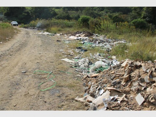 The amount of litter around Umkholombe River is now getting out of control.