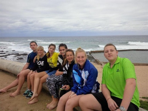 Landsdieners (van links) Jeandré Day, Dehandré Schoombie, Valerie Ahrens, Melissa Morrison, Daniëlle Roets, Yulàn Stander en Francois Pretorius.