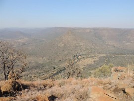 The viewsite, overlooking the Bushman's River valley, at the Umtunzini picnic site.