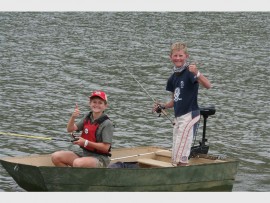 Tight lines: Ian McDougall (left) and Vian Senekal have a good day of fishing. 6930vee