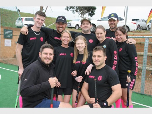 Hopeful: Margate Round Table members were determined to win (back, from left) Charl van Loggenberg, Leon Garbade, Rory Milne, Riaan Kruger, with Rudi Prinsloo, Robyn Garbade, Courtney Pearson, Lourens Kruger, Lelani Prinsloo and Jenny Kruger in front. 1237vee
