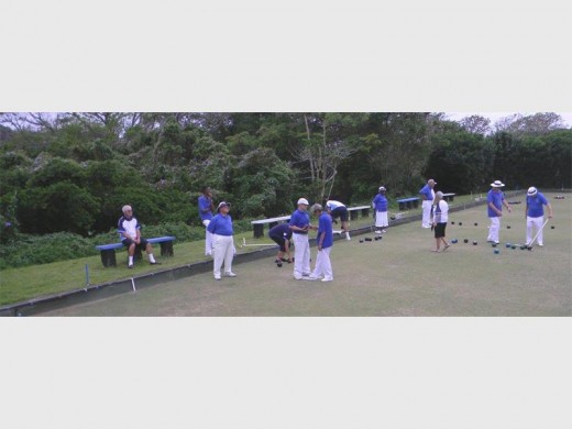 Teamwork: Local bowlers join their blind counterparts in the annual Port Shepstone Lions blind bowlers' tournament at Riverside in Uvongo.