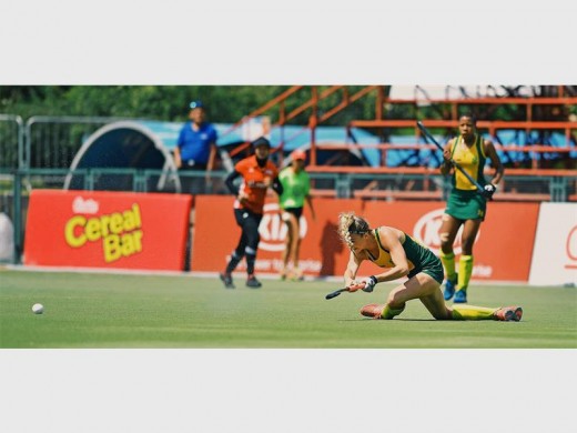 Speedy pass: Donna Small in action for the South African U21 hockey team at the World Cup. PHOTO BY PLANET HOCKEY