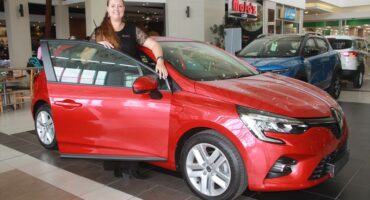 Simone Wilcocks, sales executive at Renault Port Shepstone in a Renault Clio Zen Turbo.