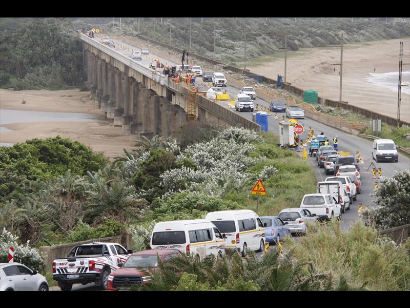 Mzimkhulu River bridge repairs resume