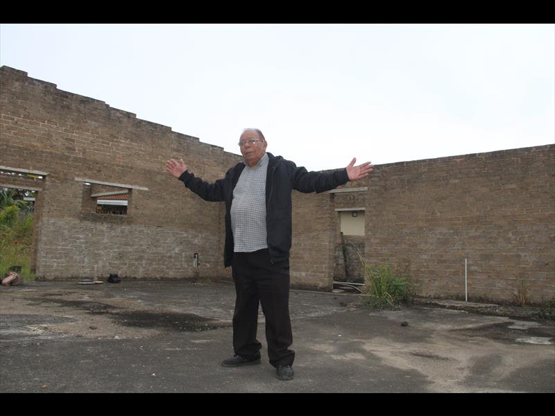 Church building must go up, says pastor