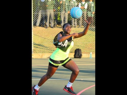 eShowe High's Nokubonga Dladla reaches for the ball 