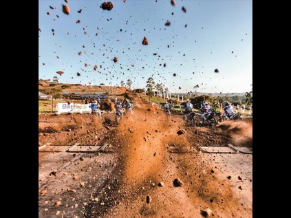 Presumably Hein Beukes got this brilliant 'Oh Shoot' winning photo just prior to cleaning his lens!
