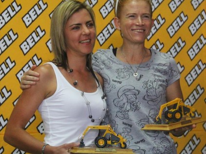 Desiree Verwey (06:04:39) won the 50km female series with Isabel Moolman finishing third