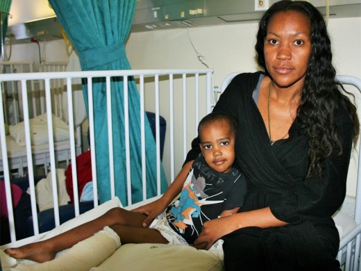 Judith Dunn in hospital with Dujaan following his horrific go-kart accident PHOTO: RACHELLE BREED