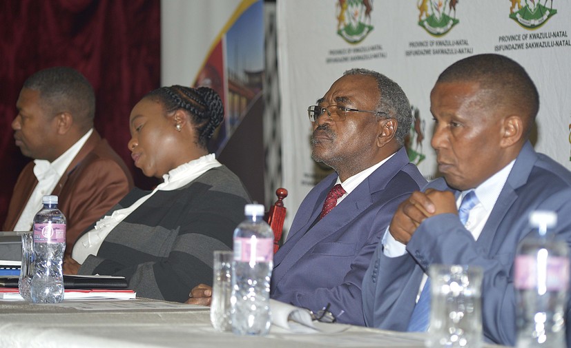 At the meeting with the  iziNduna were Cogta MEC Nomusa Dube-Ncube,  premier Willies Mchunu and Umdunduzi mayor Themba Njilo