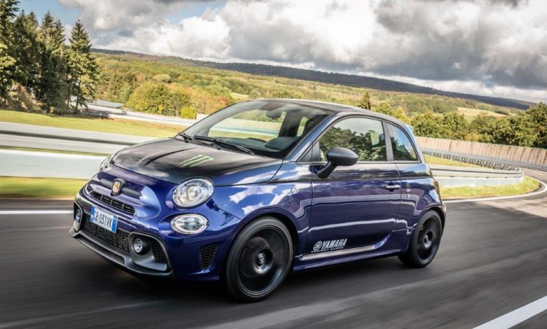 Abarth 595 Monster Energy Yamaha (3)