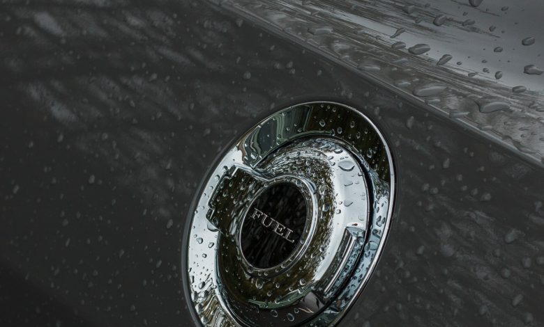 teddy-osterblom-K_v1UR9fhxI-unsplash fuel cap (2)
