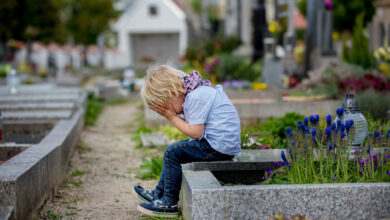 How to help your child cope with the death of a grandparent