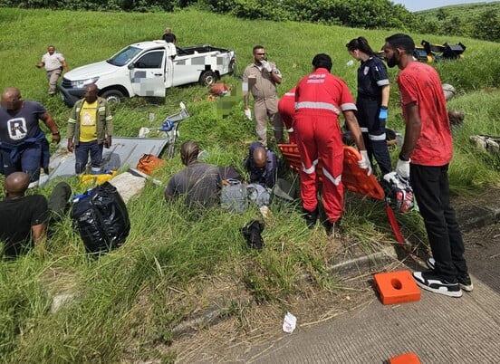 10 injured in N2 roll-over